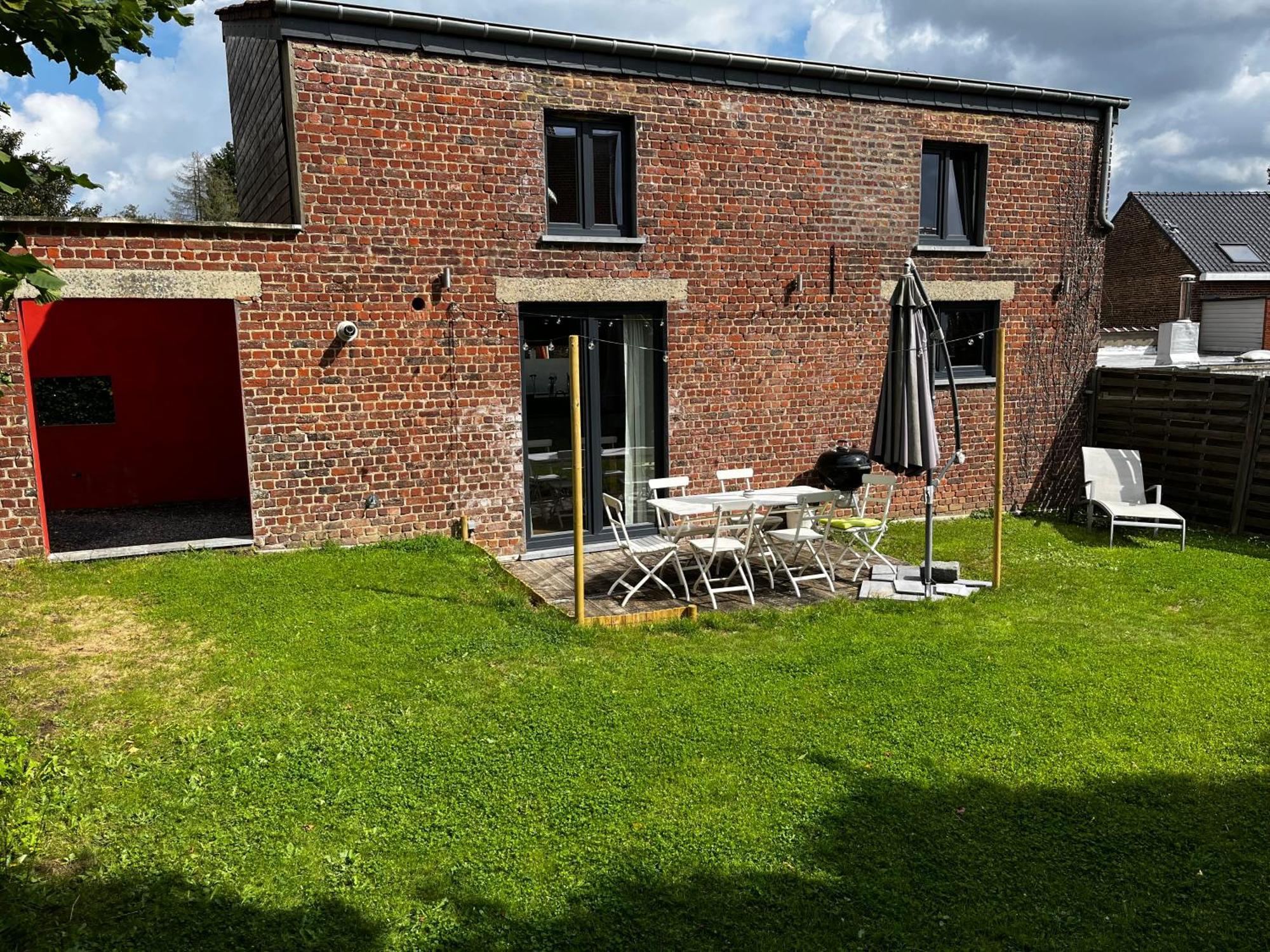 Jolie Maison Avec Jardin. Hoeilaart Bagian luar foto
